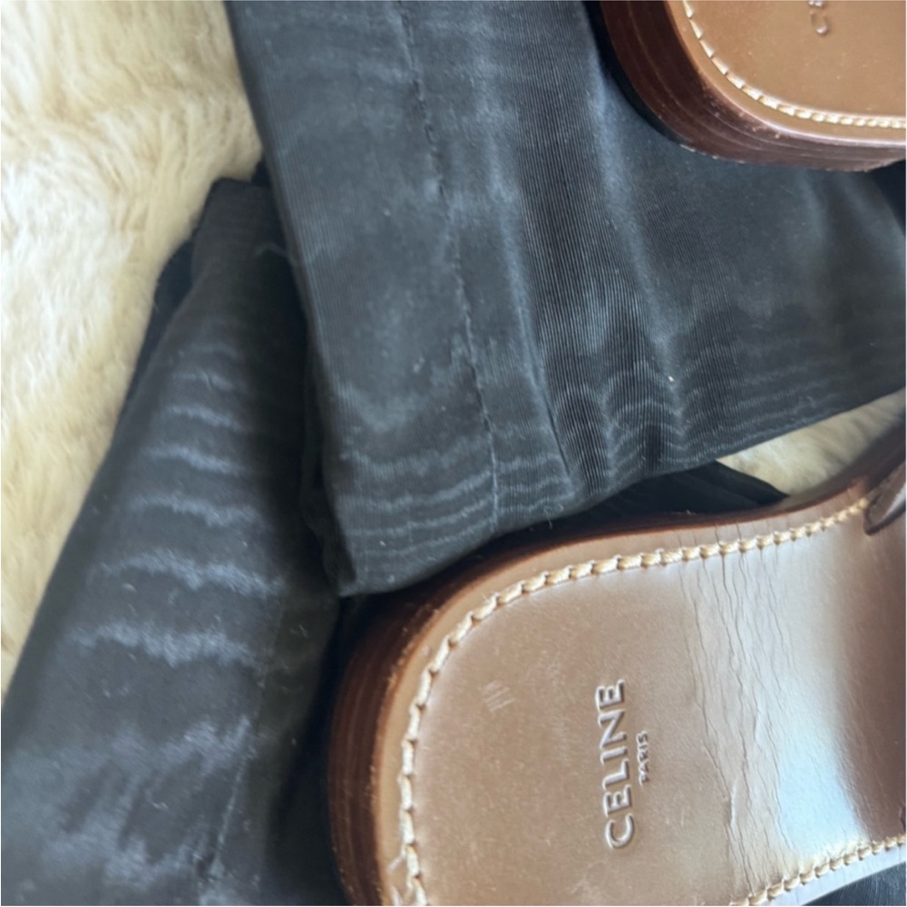 Celine Women's Brown leather Slide Sandals with dust bag and a box. - Picture 5 of 7